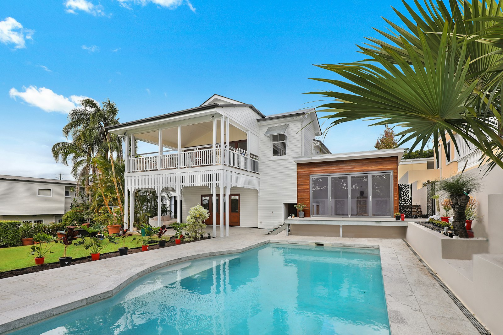 Lagoon cottage
